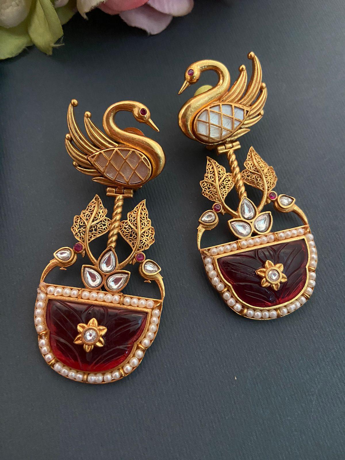 Swan Motif Earrings