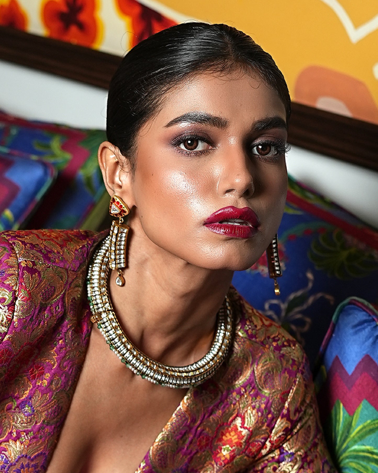 Gargantilla y pendientes estilo Hasli