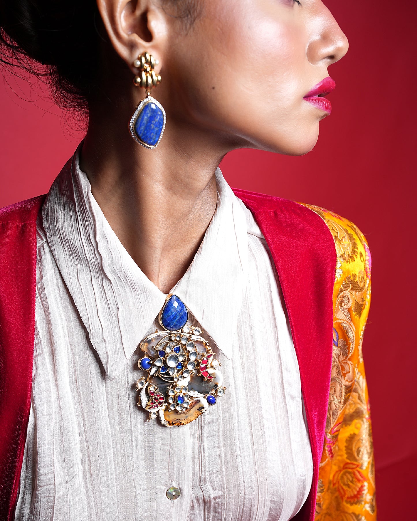 Agate Stones with a Lapis Top Necklace and Earrings